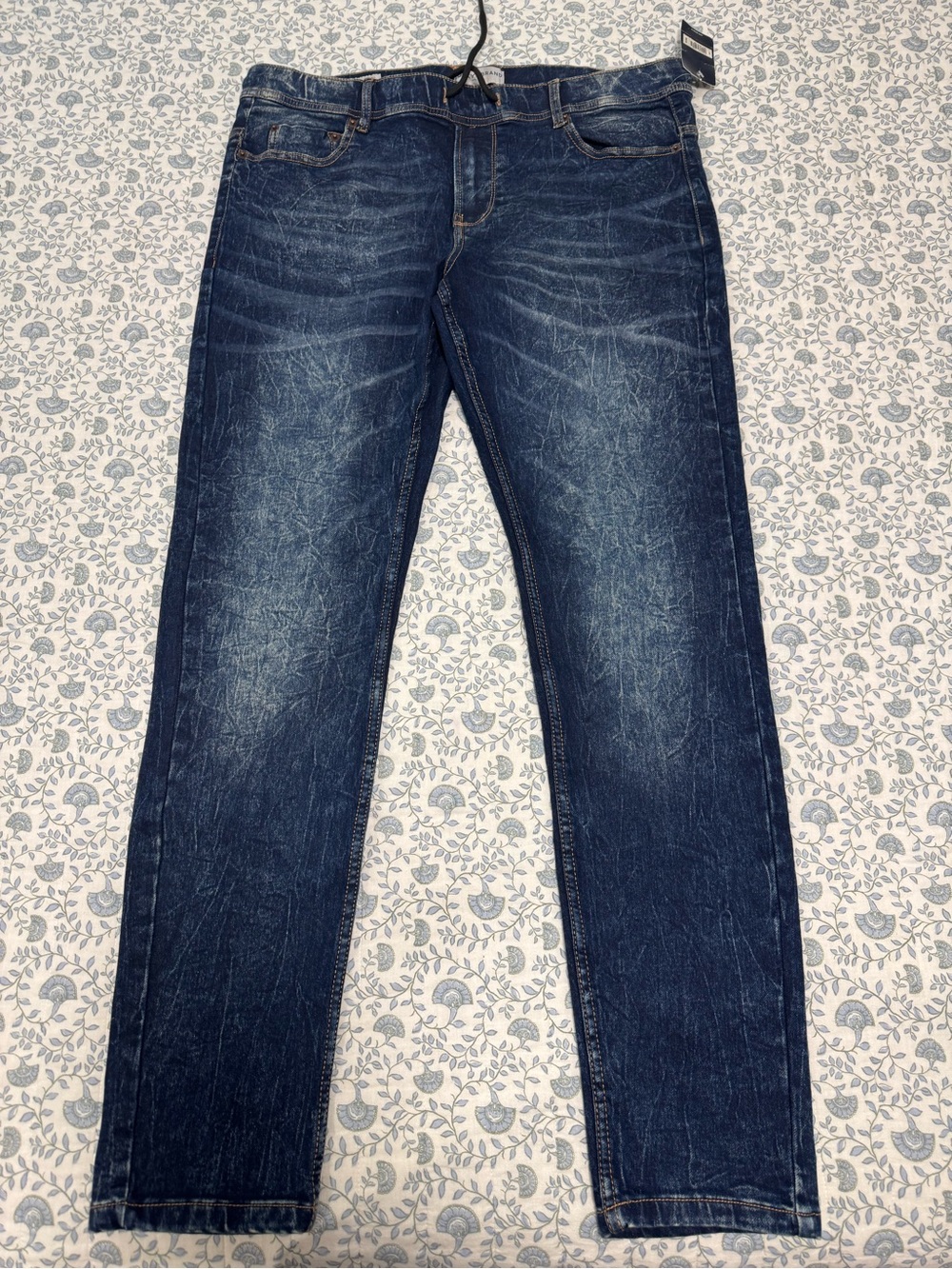 Lucky Brand Dark Blue Washed Jeans with Tag